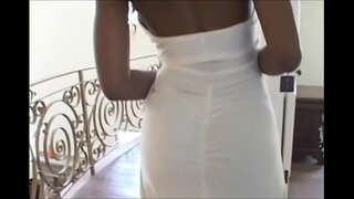 Ниоми надирают вай хари