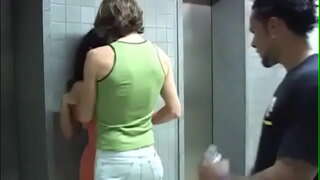 Monica Toqba waħda ta tagħha l-ewwel vidjo Monica Toqba waħda ta tagħha l-ewwel vidjo