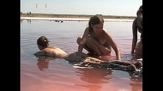 Abelina &amp;amp; ವಲೆಂಟಿನಾ ಅನುಮತಿಸುತ್ತದೆ ತೊಳೆಯುವುದು ಈಗ