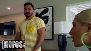 ĸ�正な行為が発覚した場合のパススルMOFOS